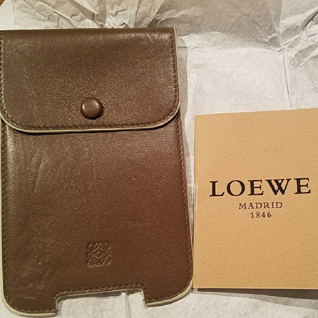 LOEWE(ロエベ)のLOEWE　iPhoneケース スマホ/家電/カメラのスマホアクセサリー(iPhoneケース)の商品写真