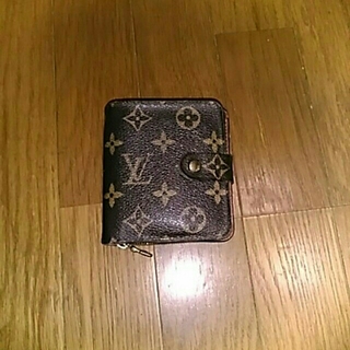 ルイヴィトン(LOUIS VUITTON)のアイランド様専用ルイヴィトンモノグラム折り畳み財布(財布)