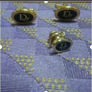 クリスチャンディオール(Christian Dior)の値上げ❗Dior   カフスボタン、タイピンセット(ネクタイピン)
