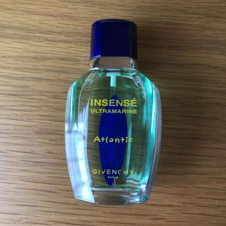 ジバンシィ(GIVENCHY)のGIVENCHY ウルトラマリン 30ml(ユニセックス)