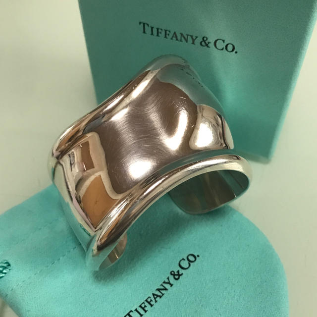 Tiffany & Co. - ティファニー ボーンカフ シルバーM