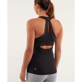 ルルレモン(lululemon)のルルレモン タンクトップ  black (ヨガ)