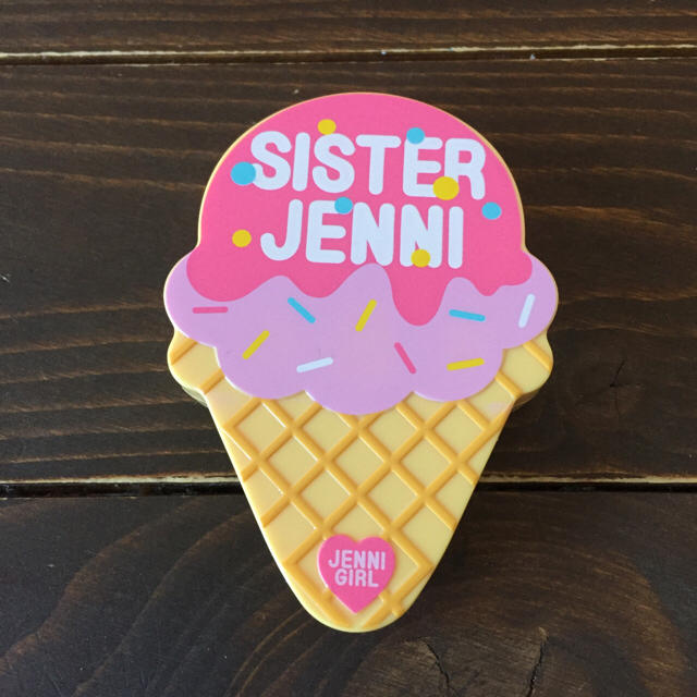 JENNI(ジェニィ)の新品SISTERJENNIジェニー鏡くしソフトクリーム型ハッピーセットおまけ エンタメ/ホビーのコレクション(ノベルティグッズ)の商品写真