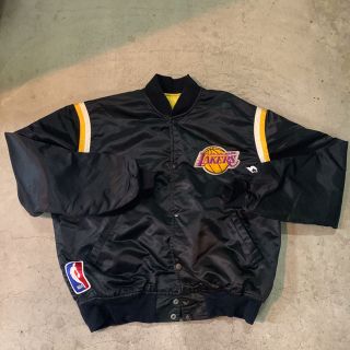 ナイキ(NIKE)のLAKERS(スタジャン)