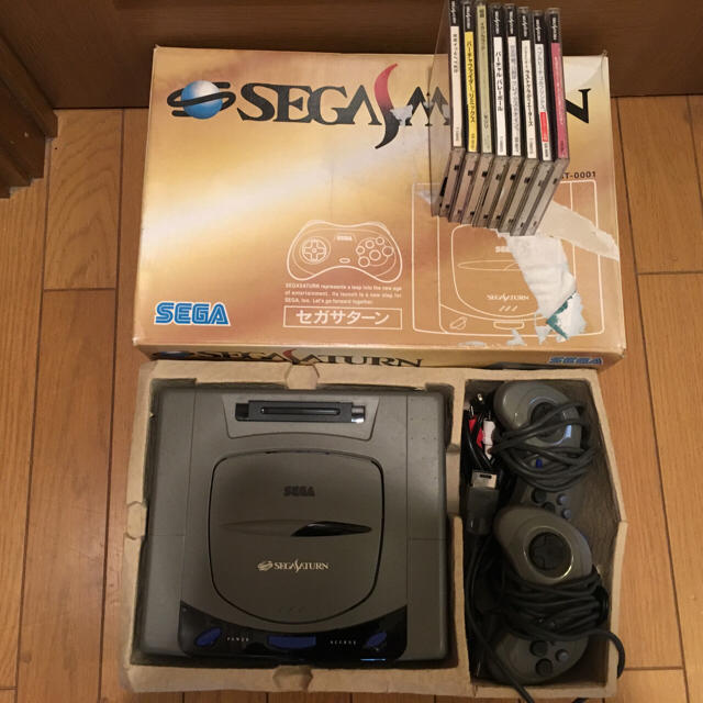 SEGA(セガ)の【送料込み】セガサターン SEGASATURN セット エンタメ/ホビーのゲームソフト/ゲーム機本体(家庭用ゲーム機本体)の商品写真