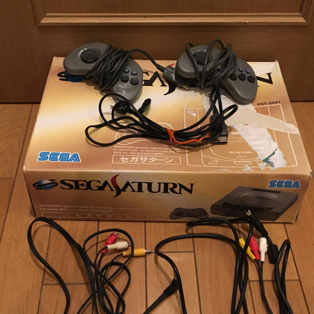 SEGA(セガ)の【送料込み】セガサターン SEGASATURN セット エンタメ/ホビーのゲームソフト/ゲーム機本体(家庭用ゲーム機本体)の商品写真