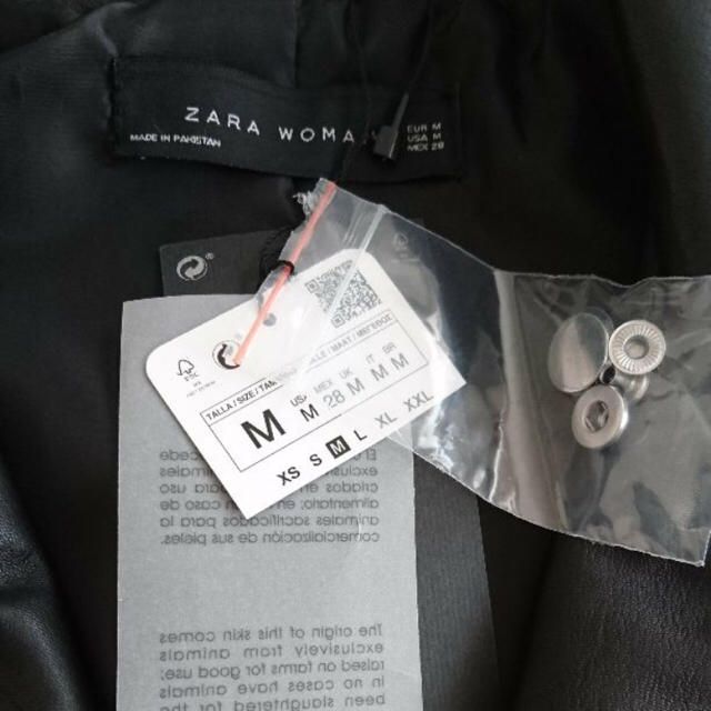 ZARA(ザラ)のZARA 新品 ラムレザー ライダース ブラック M レディースのジャケット/アウター(ライダースジャケット)の商品写真