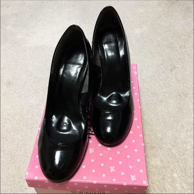 RANDA(ランダ)のRANDA ❣️黒エナメル パンプス 24.5㎝ レディースの靴/シューズ(ハイヒール/パンプス)の商品写真