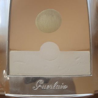 ゲラン(GUERLAIN)のGUERLAIN　コンパクト(フェイスパウダー)