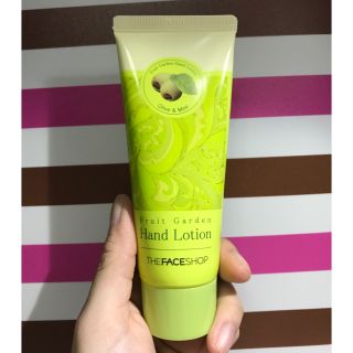 ザフェイスショップ(THE FACE SHOP)の【新品】フルーツガーデン ハンドローション(ハンドクリーム)