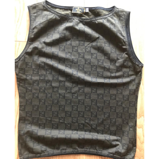 FENDI(フェンディ)のFANDI レディースのトップス(Tシャツ(半袖/袖なし))の商品写真