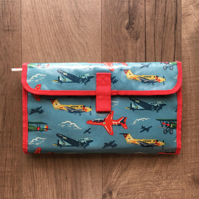 Cath Kidston(キャスキッドソン)のCath kidston オムツ替えマット キッズ/ベビー/マタニティのおむつ/トイレ用品(おむつ替えマット)の商品写真