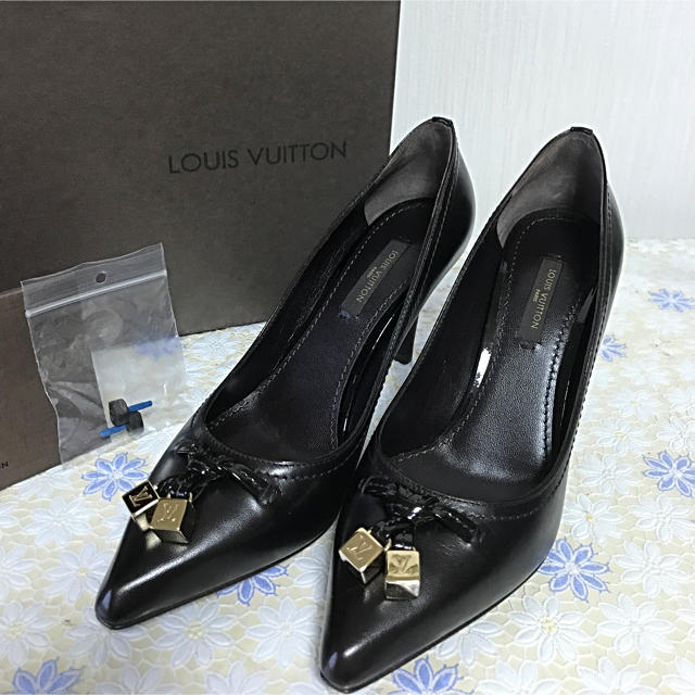 LOUIS VUITTON(ルイヴィトン)の新品ルイヴィトン   ハイヒール/パンプス   レディースの靴/シューズ(ハイヒール/パンプス)の商品写真