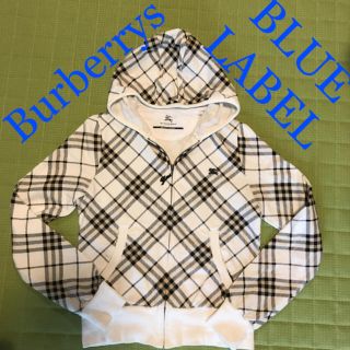 バーバリーブルーレーベル(BURBERRY BLUE LABEL)の【美品】バーバリー ブルーレーベル チェック パーカ(パーカー)