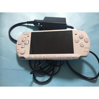 プレイステーションポータブル(PlayStation Portable)のPSP 本体・充電器(携帯用ゲーム機本体)