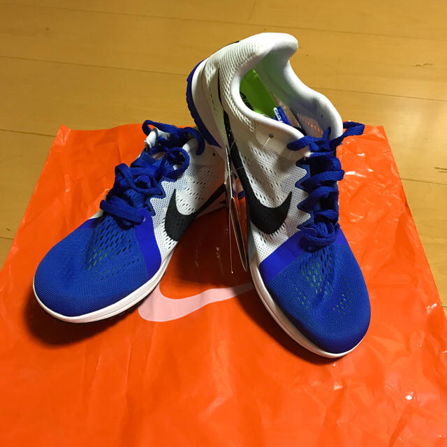 NIKE(ナイキ)のnike ナイキ ズームストリークLT3 【26.0】cm【新品】【未使用】 スポーツ/アウトドアのスポーツ/アウトドア その他(陸上競技)の商品写真