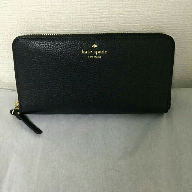 kate spade new york(ケイトスペードニューヨーク)の【新品✨セール】　ケイトスペード　大人気　ブラック　長財布 レディースのファッション小物(財布)の商品写真