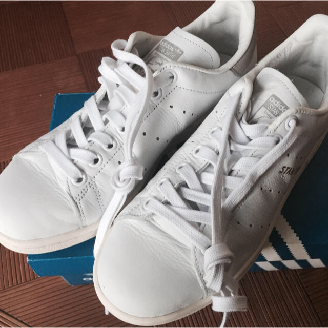 adidas(アディダス)の23.5adidas アディダス STAN SMITH スタンスミス スニーカー レディースの靴/シューズ(スニーカー)の商品写真