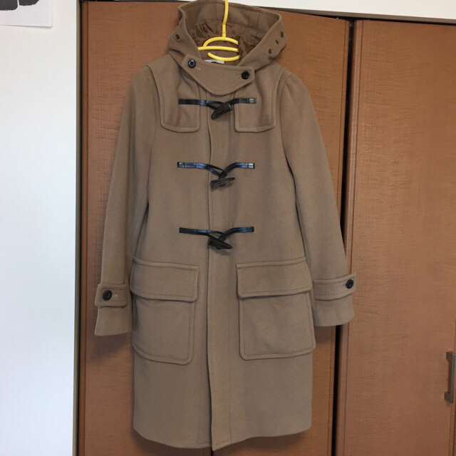 IENA(イエナ)のIENA ダッフルコート キャメル 36 レディースのジャケット/アウター(ダッフルコート)の商品写真