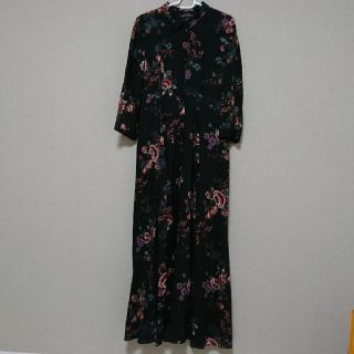 ザラ(ZARA)のZARA 花柄ロングワンピース(ロングワンピース/マキシワンピース)