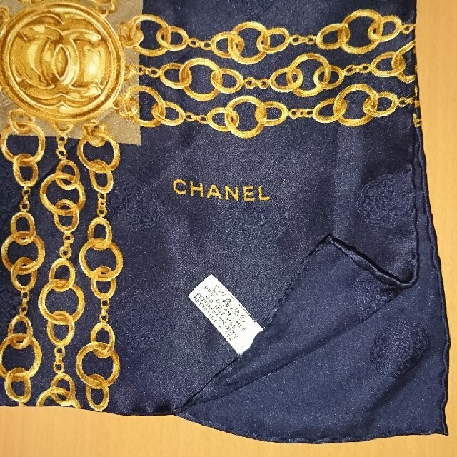 CHANEL(シャネル)のシャネル スカーフ レディースのファッション小物(バンダナ/スカーフ)の商品写真