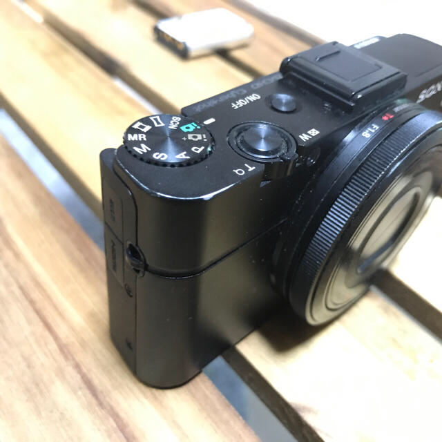 SONY(ソニー)の【sony】RX100m2 中古 高級コンデジ スマホ/家電/カメラのカメラ(コンパクトデジタルカメラ)の商品写真