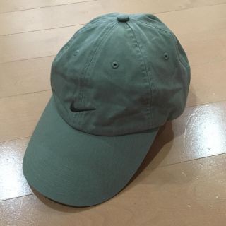 ナイキ(NIKE)のナイキ キャップ ✳︎カーキ(キャップ)