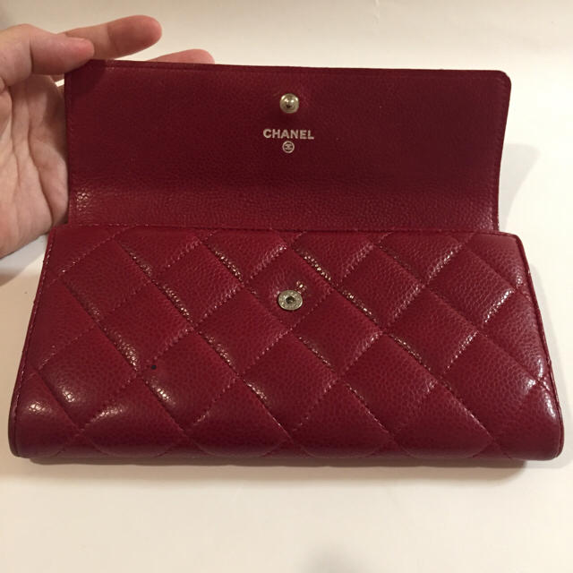 CHANEL 長財布 レッド 内側がとっても綺麗！！