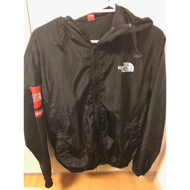 THE NORTH FACE(ザノースフェイス)のノースフェイス 、シュプリーム  ウィンドブレーカー レディースのジャケット/アウター(ナイロンジャケット)の商品写真