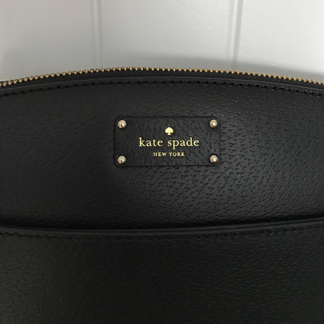 kate spade new york(ケイトスペードニューヨーク)の大値下げ！大活躍のブラック ショルダー バック レディースのバッグ(ショルダーバッグ)の商品写真