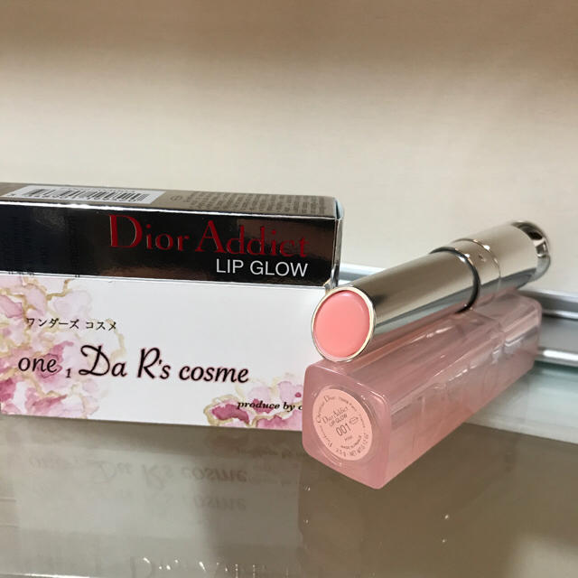 Christian Dior(クリスチャンディオール)の■新品■ ディオール アディクトリップグロウ 001 コスメ/美容のスキンケア/基礎化粧品(リップケア/リップクリーム)の商品写真