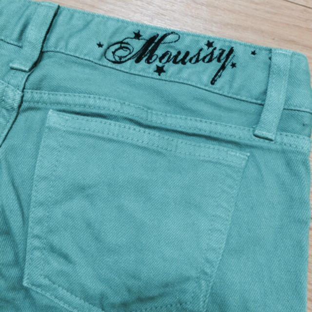 moussy(マウジー)のmoussy❤️カラースキニー/26 レディースのパンツ(カジュアルパンツ)の商品写真