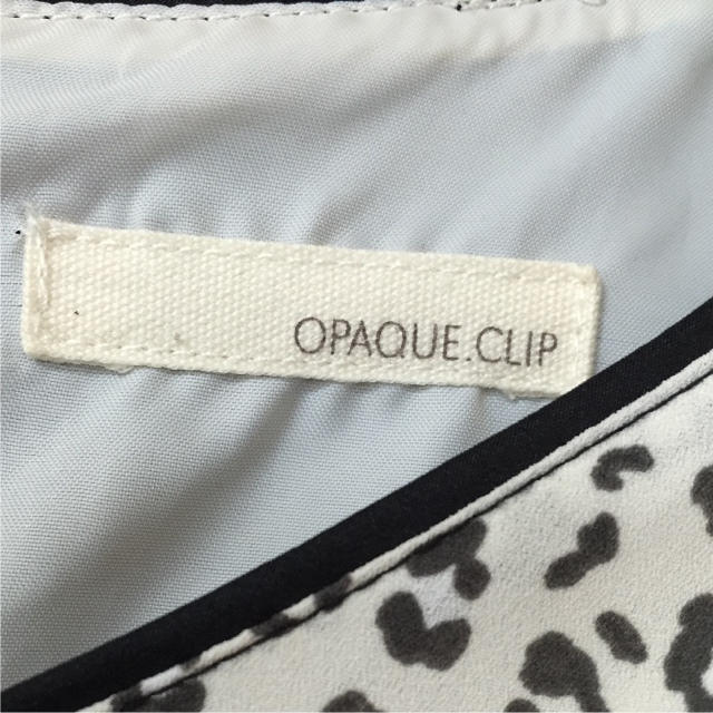 OPAQUE.CLIP(オペークドットクリップ)のOPAQUE.CLIP ワンピース レオパード柄 レディースのワンピース(ひざ丈ワンピース)の商品写真