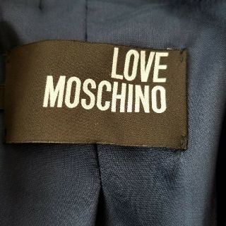 モスキーノ(MOSCHINO)のラブモスキーノ　コート(ピーコート)