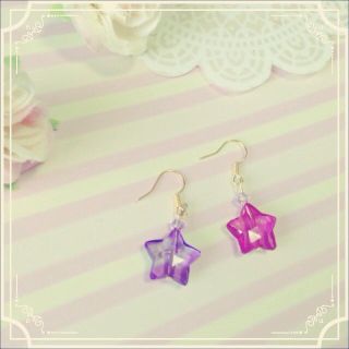 ハンドメイド＊お星さまピアス(ピアス)