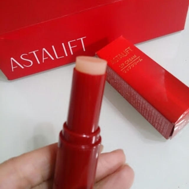 ASTALIFT(アスタリフト)の【新品】アスタリフト♡リップクリーム コスメ/美容のスキンケア/基礎化粧品(リップケア/リップクリーム)の商品写真