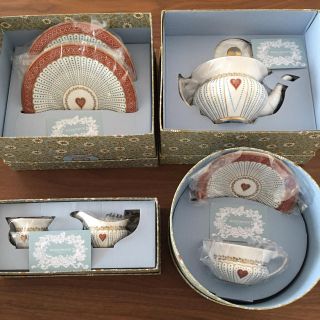 WEDGWOOD - ウェッジウッド クイーンオブハート アリスの通販 by