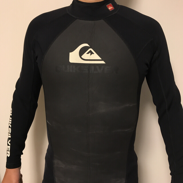 QUIKSILVER(クイックシルバー)の【美品】クイックシルバー ウェットスーツ タッパー スポーツ/アウトドアのスポーツ/アウトドア その他(サーフィン)の商品写真