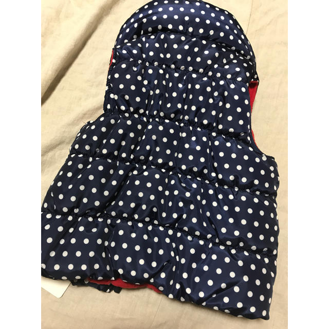 ダウンベスト キッズ/ベビー/マタニティのキッズ服女の子用(90cm~)(ジャケット/上着)の商品写真