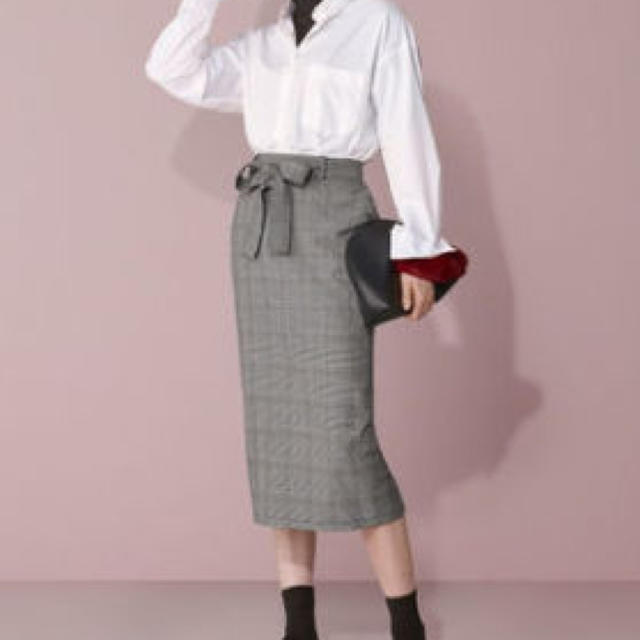 GU(ジーユー)のGU グレンチェック タイト スカート s 完売 人気 新品 レディースのスカート(ひざ丈スカート)の商品写真