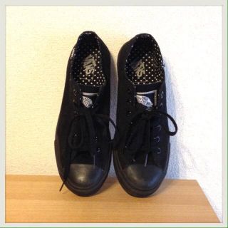 ヴァンズ(VANS)のVANS スニーカー＊黒 25.5(スニーカー)