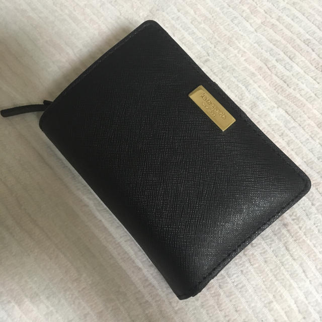 kate spade new york(ケイトスペードニューヨーク)のKate Spade ✴︎ 二つ折り財布 〈Black〉 レディースのファッション小物(財布)の商品写真