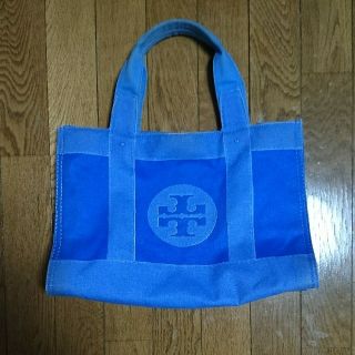 トリーバーチ キャンバストートバッグ(ブルー・ネイビー/青色系)の