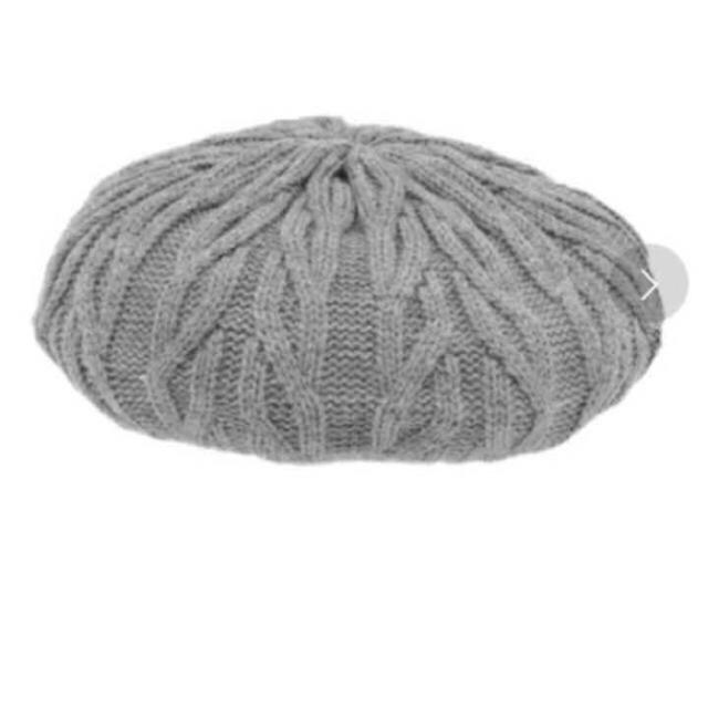 AZUL by moussy(アズールバイマウジー)の10月1日までお取り置き中！アズール❤︎ニットベレー レディースの帽子(ハンチング/ベレー帽)の商品写真