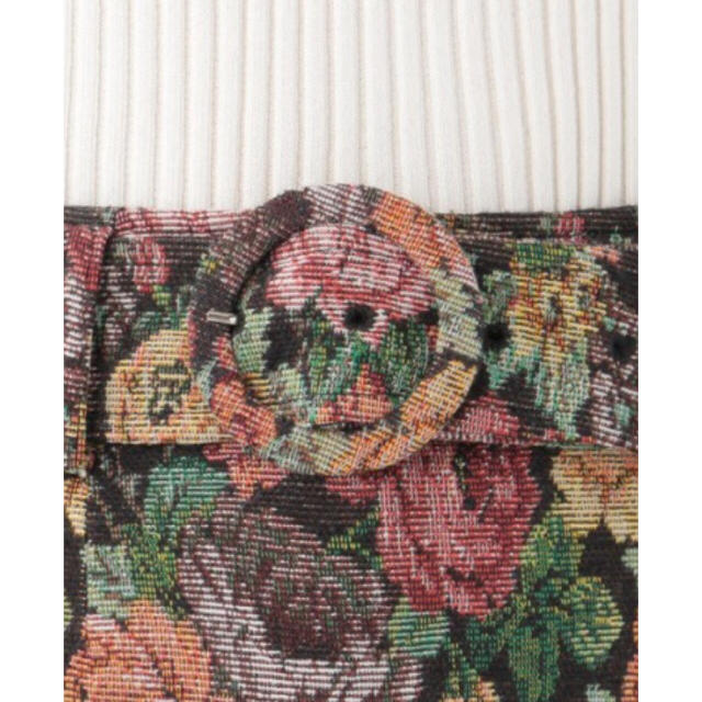 REDYAZEL(レディアゼル)のレディアゼル❤️ゴブラン柄タイトスカート レディースのスカート(ミニスカート)の商品写真