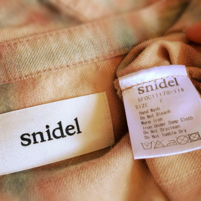 SNIDEL(スナイデル)のスナイデル ドルマンスリーブ チェックシャツ レディースのトップス(Tシャツ(長袖/七分))の商品写真