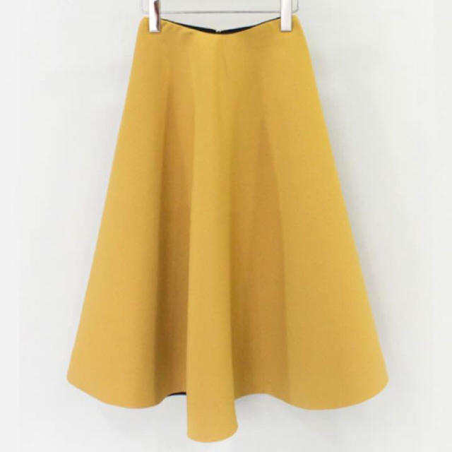 LE CIEL BLEU(ルシェルブルー)のAラインボンディングスカート イエロー レディースのスカート(ひざ丈スカート)の商品写真