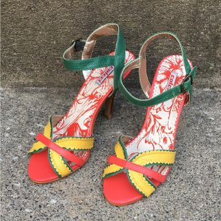 Colcci - colcci(コルチ)♡サンダルの通販 by ゆいママ's shop Colcci - colcci(コルチ)♡サンダルの通販 by ゆいママ's shop
