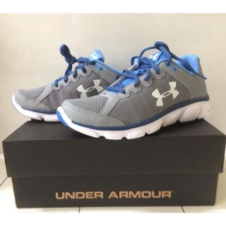 アンダーアーマー(UNDER ARMOUR)の新品⭐️¥10,260アンダーアーマーLadies'マイクロG【24cm】(スニーカー)