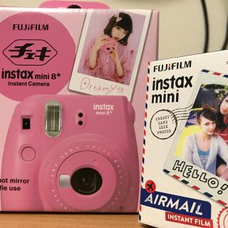 フジフイルム(富士フイルム)のチェキ (PINK) ☆フィルム付き！(フィルムカメラ)